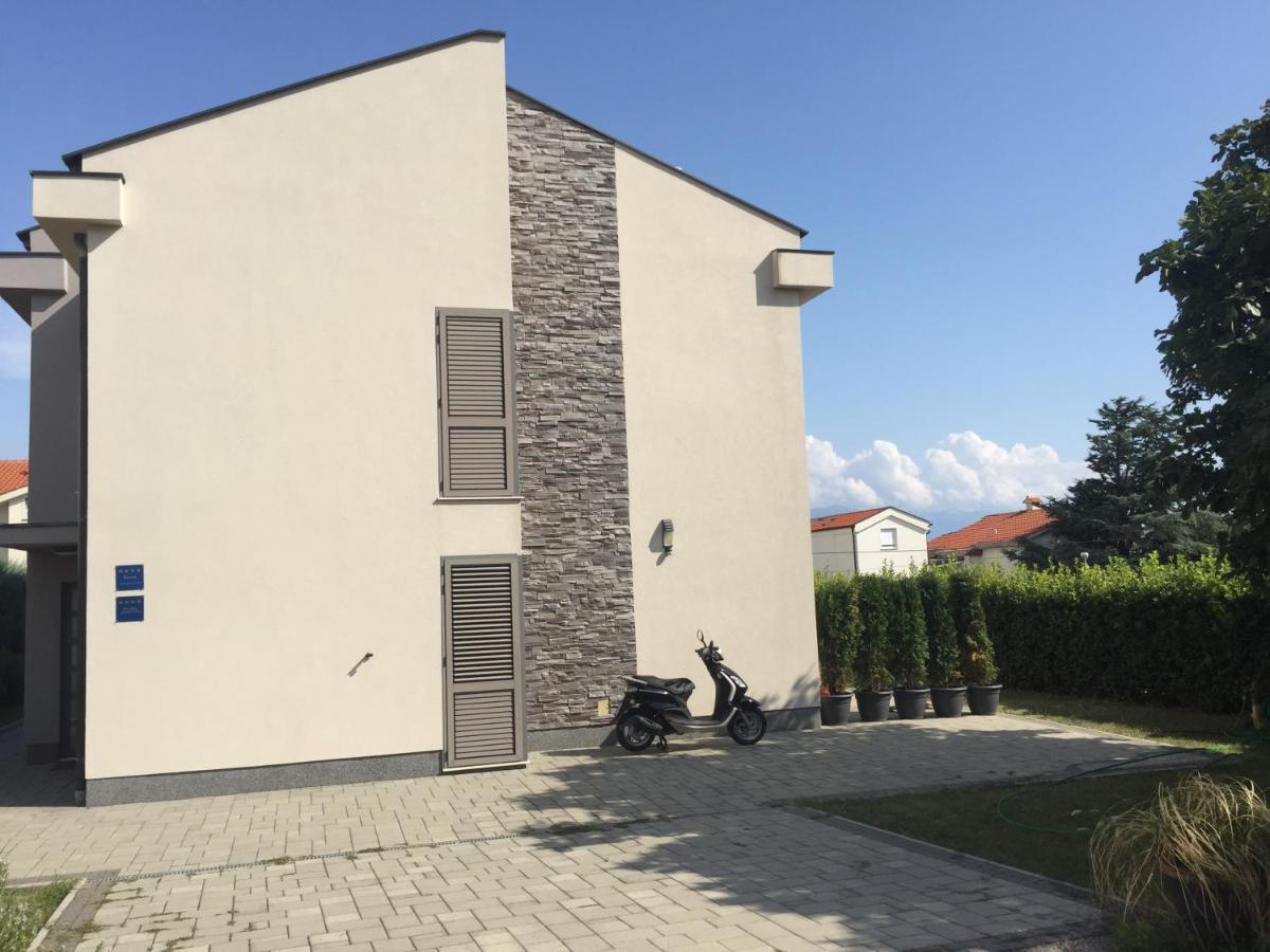 Apartments Santis10 Baska  Exterior photo