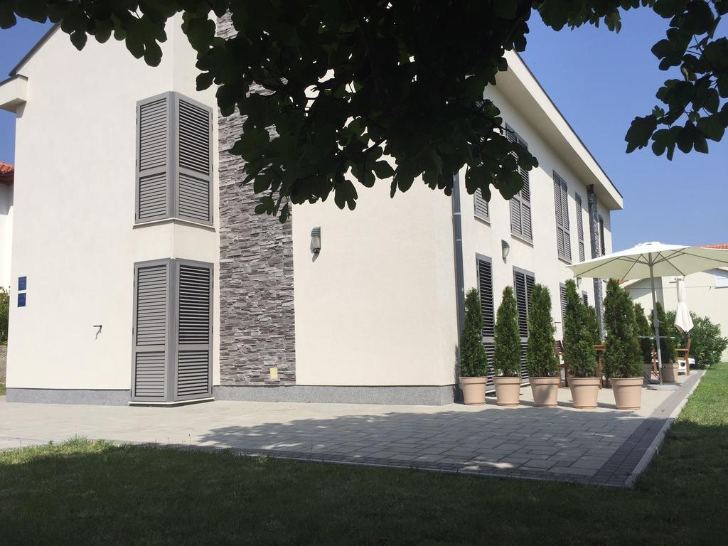 Apartments Santis10 Baska  Exterior photo
